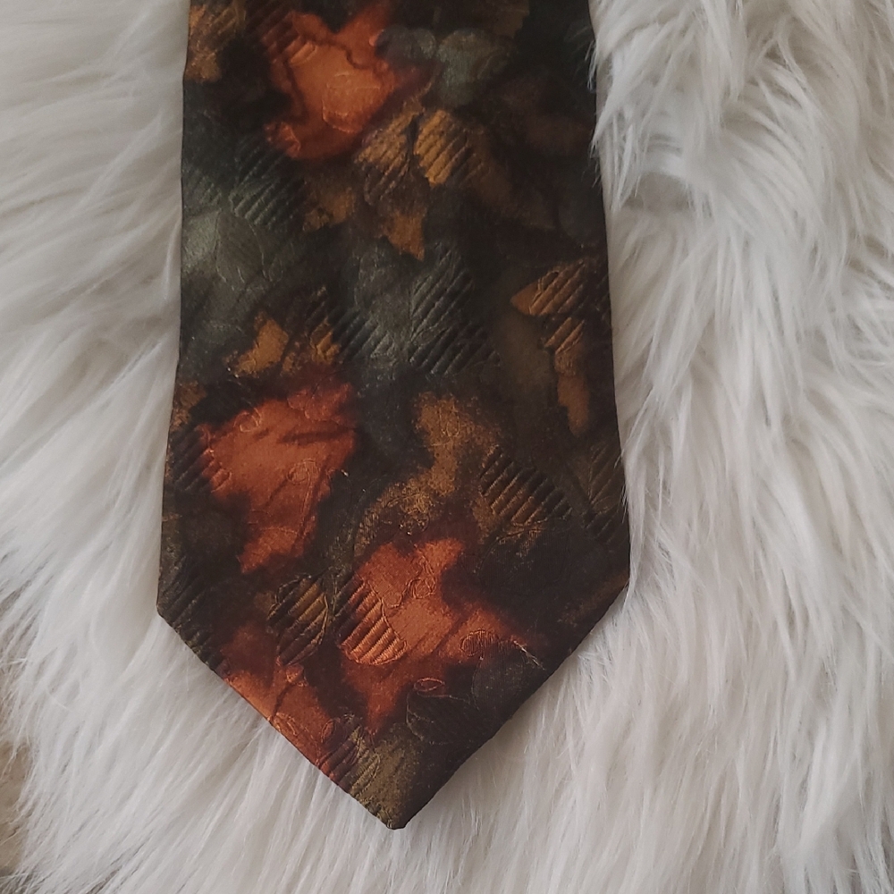 VILLA BOLGHERI 100% SILK Camouflage Tie in Orange and Brown